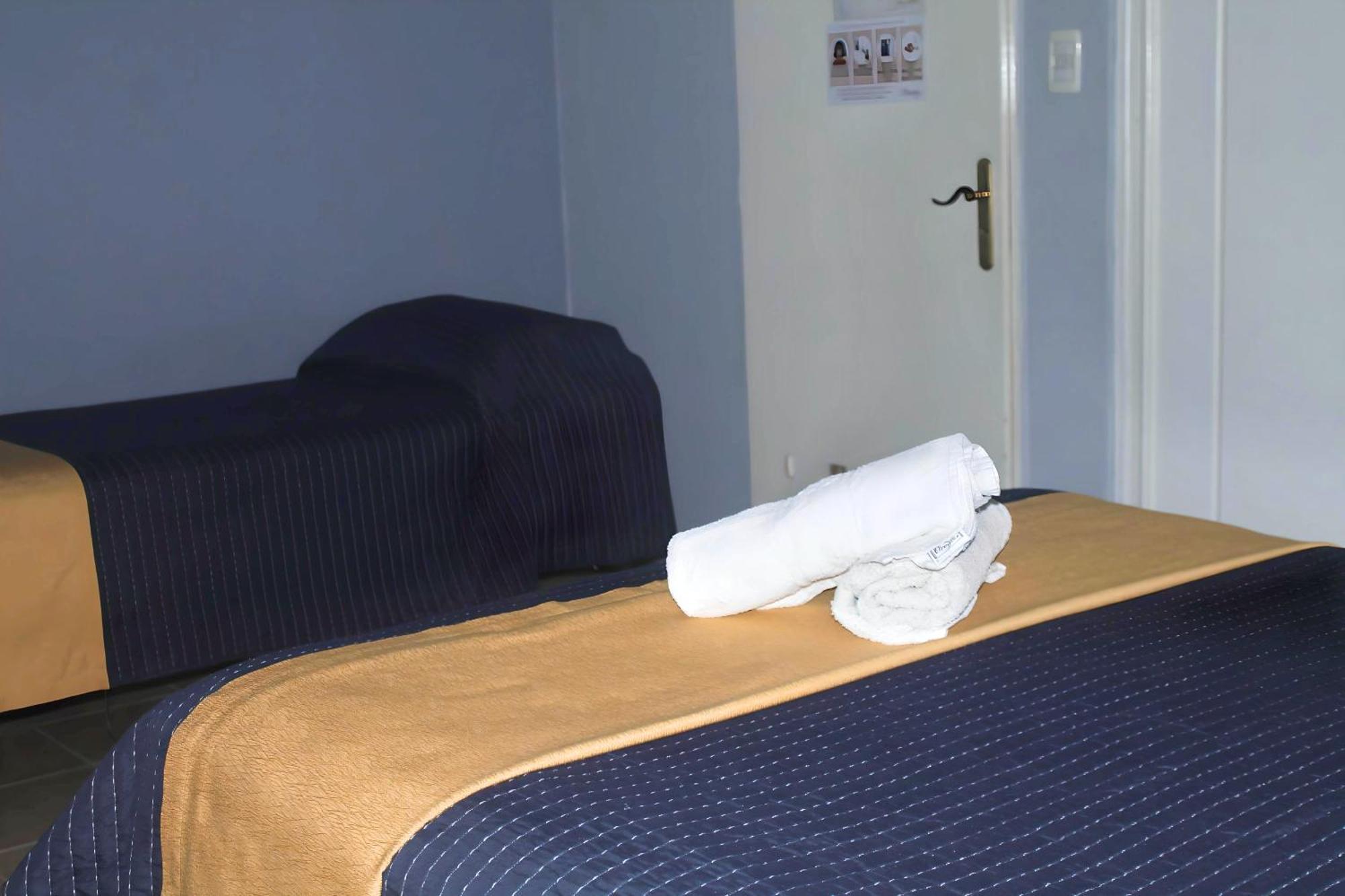 Hotel Sienna Mendoza Bagian luar foto